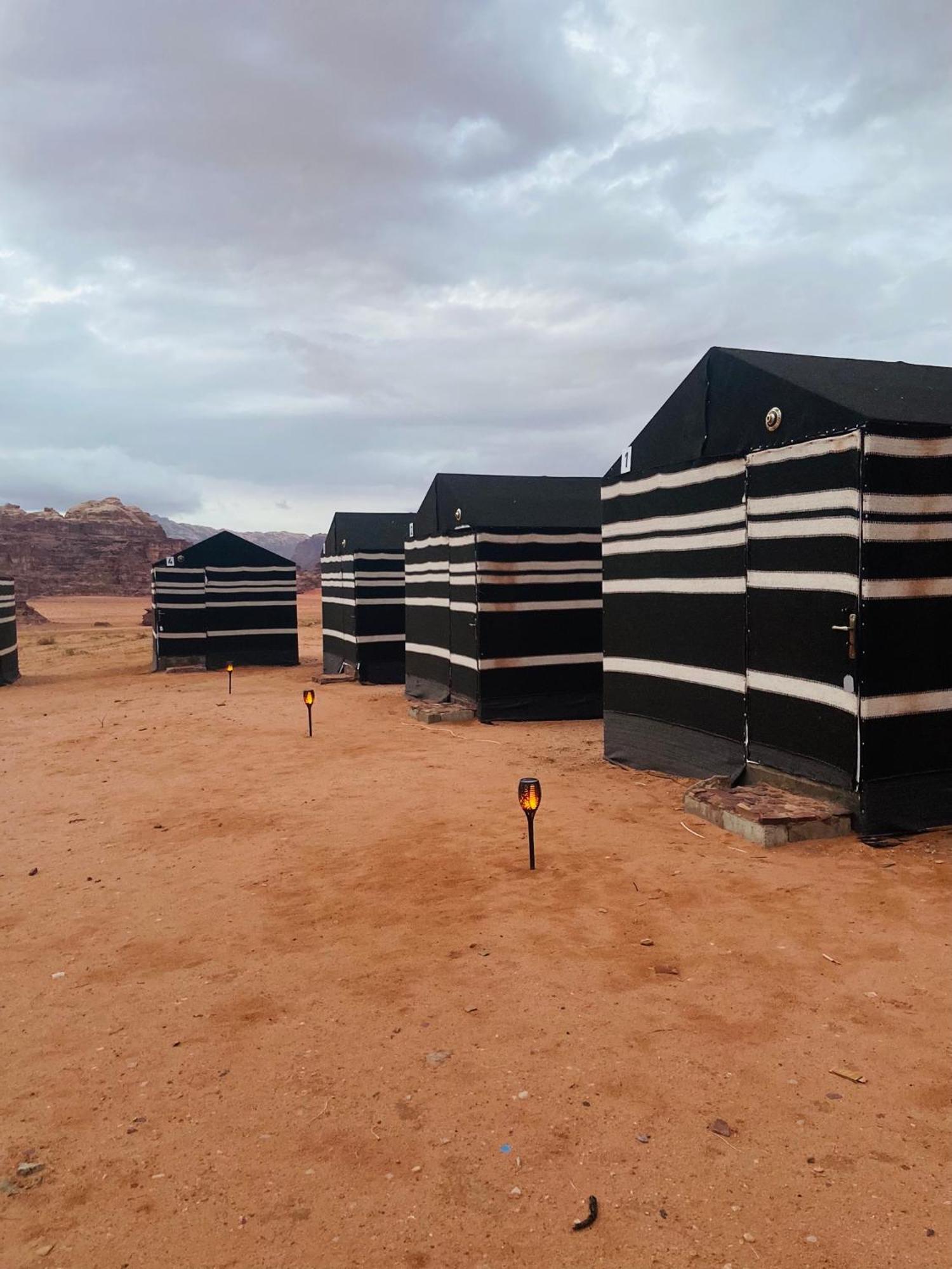 Wadi Rum Bedouin Heart Camp Eksteriør billede